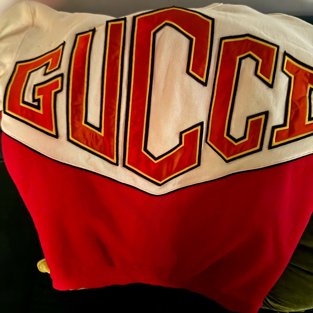 â¤ď¸Gucciâ¤ď¸ - Picture 2 of 3